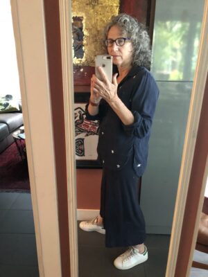 The Monday Report: Walking and Wearing, in the Neighbourhood